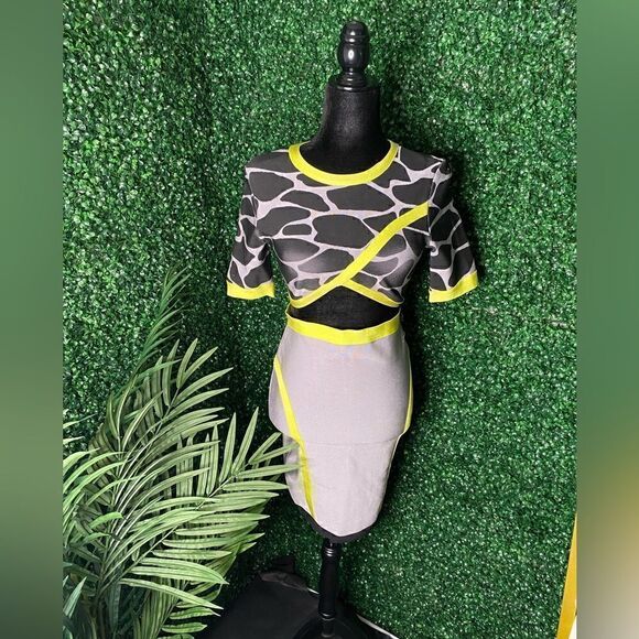 Baylage Skirt Set   - Picture 1 of 15